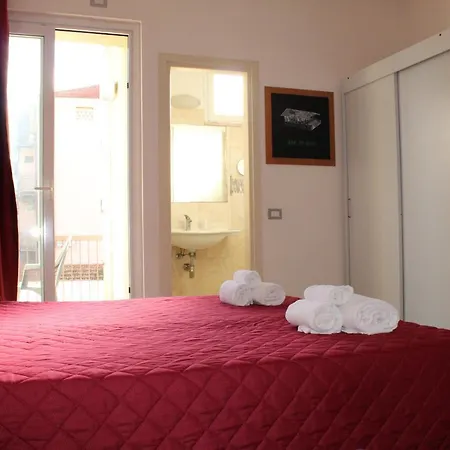 Morolli Hotel 3*